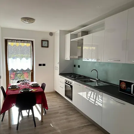 Casa La Croseta דירה טרנטו